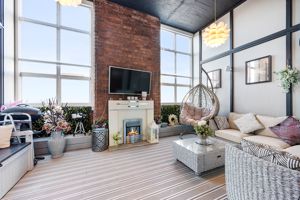 Photo 30- click for photo gallery